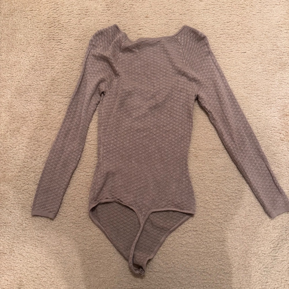 Abercrombie & Fitch Tan Waffle Knit Sculpting Stretch Fitted Bodysuit Woman's M - Picture 8 of 9